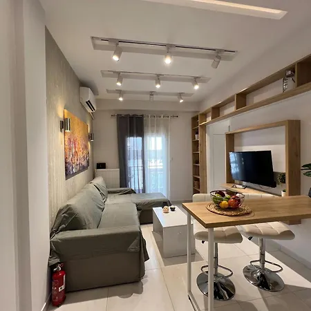 P Deluxe 7 *